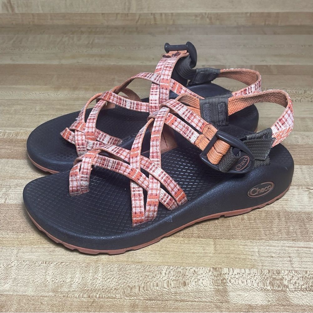 Womens Orange Chaco ZX2 Vibram Soles Strappy Hiking Sandals Size 5 Outdoors
